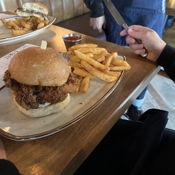 The Monroe - New American Near Me - Orlando, Florida The Monroe - New American Near Me - Orlando, Florida