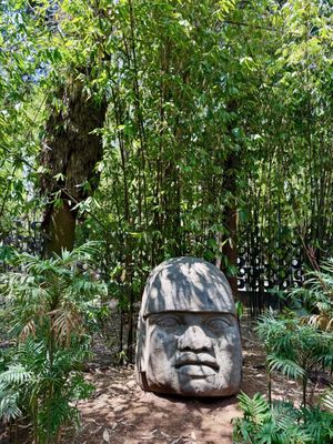 Museo Nacional de Antropología by null
