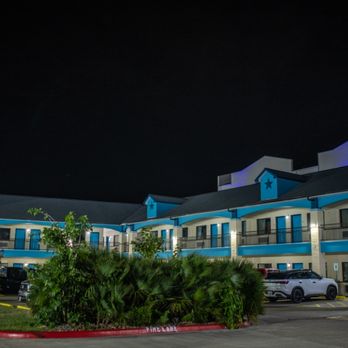 Hotel bliss - Hotels Near Me - Kemah, Texas Hotel bliss - Hotels Near Me - Kemah, Texas