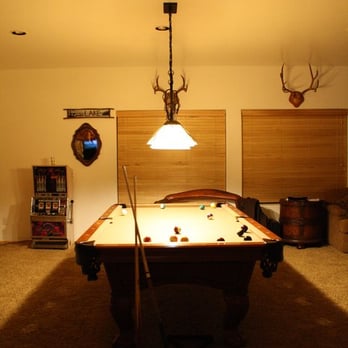 Big Bear Cool Cabins - (Big Bear Cool Cabins: Dreamcastle) Game room 1st level - Property Management Near Me - Big Bear Lake, California Big Bear Cool Cabins - (Big Bear Cool Cabins: Dreamcastle) Game room 1st level - Property Management Near Me - Big Bear Lake, California