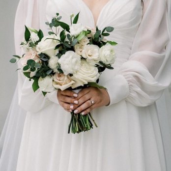 fleur•ish - Bridal bouquet - Florists Near Me - San Juan Capistrano, California fleur•ish - Bridal bouquet - Florists Near Me - San Juan Capistrano, California