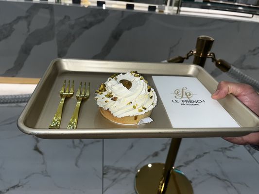 Le French Patisserie by null