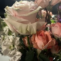 LaVassar Florists - Dried out roses $50