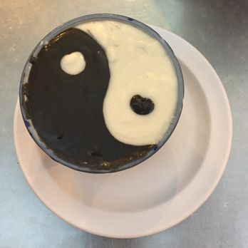 Dessert Republic - yin yang, black and white sesame paste - Chinese Near Me - San Mateo, California Dessert Republic - yin yang, black and white sesame paste - Chinese Near Me - San Mateo, California