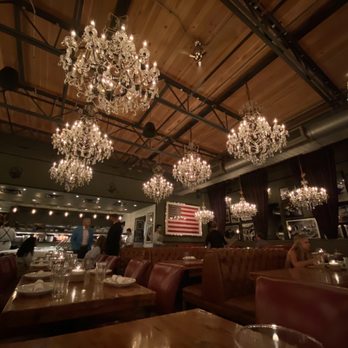 Town Hearth - Interior - American Near Me - Dallas, Texas Town Hearth - Interior - American Near Me - Dallas, Texas