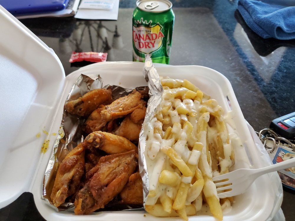 WINGZ & TINGZ Updated September 2024 925 Wood Ave, Bridgeport