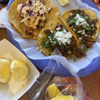 Tacos El Paisa - Taco de camarón y tacos de tripa - Mexican Near Me - Mesa, Arizona