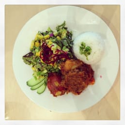 Yam potato with jasmine rice and mango/avocado salad