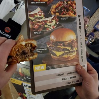 Buffalo Wild Wings - Sports Bars Near Me - Linden, New Jersey