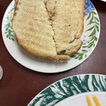 Paul's Country Kitchen - White toast - American Near Me - Placentia, California Paul's Country Kitchen - White toast - American Near Me - Placentia, California