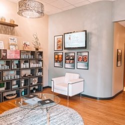 About Face Anti-Aging Institute - Lobbyyyyyyy