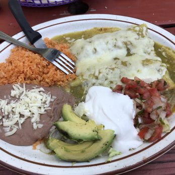 El Mariachi Cafe - Enchiladas - two cheese and one beef (carne asada) with a spicy green sauce - just what I wanted today. - Mexican Near Me - Occidental, California El Mariachi Cafe - Enchiladas - two cheese and one beef (carne asada) with a spicy green sauce - just what I wanted today. - Mexican Near Me - Occidental, California