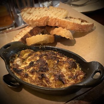 Founding Farmers DC - HOT CRAB & ARTICHOKE DIP
(starters) - American Near Me - Washington, DC, District of Columbia Founding Farmers DC - HOT CRAB & ARTICHOKE DIP
(starters) - American Near Me - Washington, DC, District of Columbia