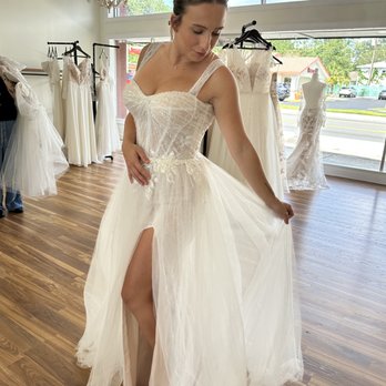 Elope Bride - Bridal Near Me - Lakeland, Florida