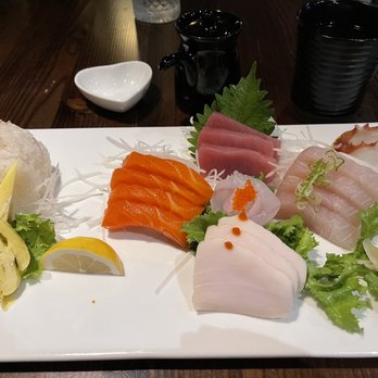 Ari Sushi - Chirashi Special - Sushi Bars Near Me - New York, New York