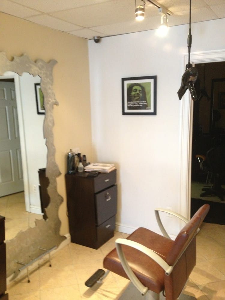 PHARAOHS HAIR DESIGNERS Updated September 2024 165 Main St, Center