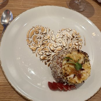 Casa Mariano - Toasted coconut, flamed merengue, dulce de leche, strawberries.. wow wow - Mediterranean Near Me - Doral, Florida Casa Mariano - Toasted coconut, flamed merengue, dulce de leche, strawberries.. wow wow - Mediterranean Near Me - Doral, Florida
