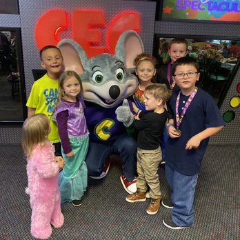 Chuck E. Cheese - Birthday pictures with Chuckie. - Pizza Near Me - Colorado Springs, Colorado Chuck E. Cheese - Birthday pictures with Chuckie. - Pizza Near Me - Colorado Springs, Colorado
