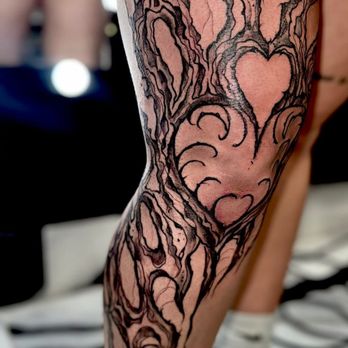 Toalbucket - Tattoo Near Me - Fort Scott, Kansas Toalbucket - Tattoo Near Me - Fort Scott, Kansas