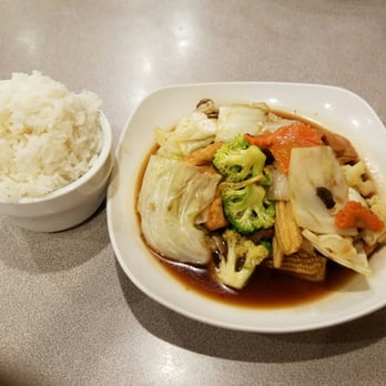 Thai Villa - Thai Near Me - Raleigh, North Carolina