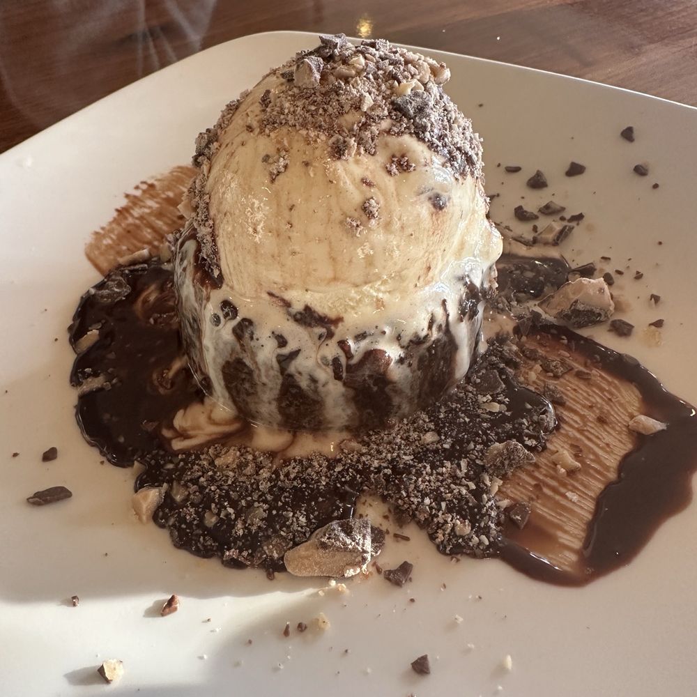 Yummm - chocolate lava cake Yummm - chocolate lava cake