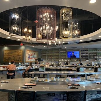 Top Top Hot Pot - the dining area of a restaurant - Hot Pot Near Me - Orlando, Florida Top Top Hot Pot - the dining area of a restaurant - Hot Pot Near Me - Orlando, Florida