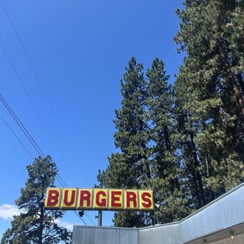 Twin Pines Drive In - Outside are - Burgers Near Me - Cle Elum, Washington Twin Pines Drive In - Outside are - Burgers Near Me - Cle Elum, Washington