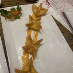 SPICY CRAB RANGOON
