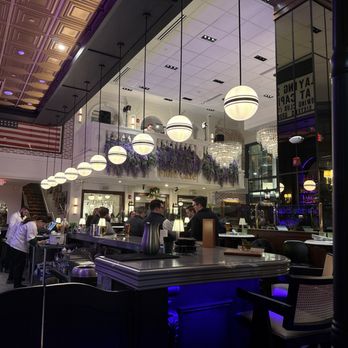Flore Cafe - Bar and restaurant area. - Thai Near Me - Tysons, Virginia Flore Cafe - Bar and restaurant area. - Thai Near Me - Tysons, Virginia