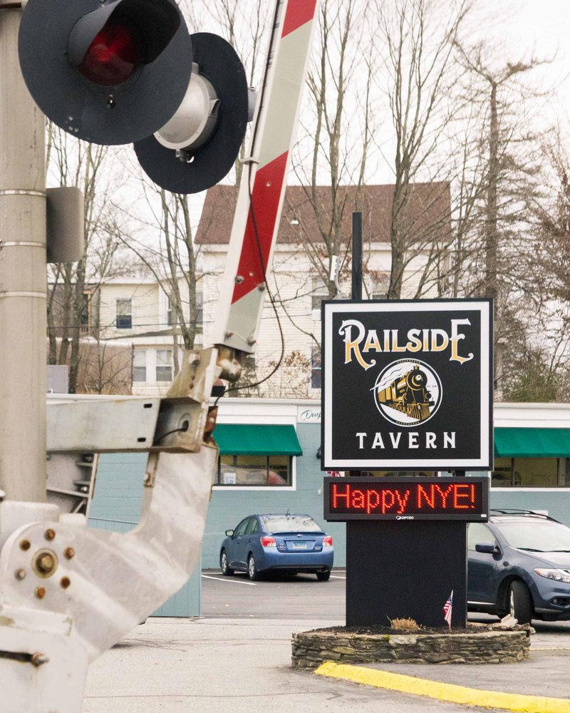 RAILSIDE TAVERN 102 Photos & 82 Reviews 460 Hartford Pike, Dayville