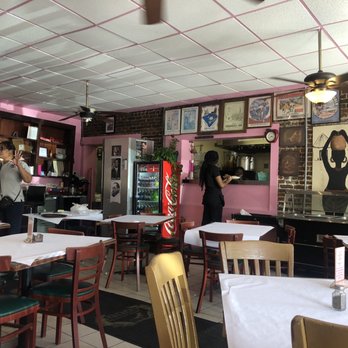 Aunny's - Dining room - Southern Near Me - Georgetown, South Carolina Aunny's - Dining room - Southern Near Me - Georgetown, South Carolina
