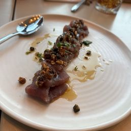 Tuna crudo