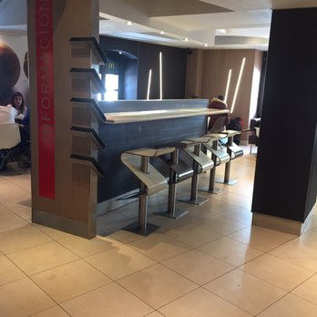 McDonald's - View - Fast Food Near Me - Madrid, M