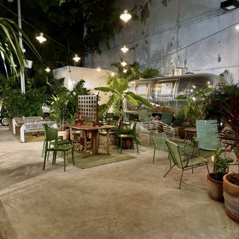 Bartaco - Outdoor patio space with bar - Tacos Near Me - Miami, Florida