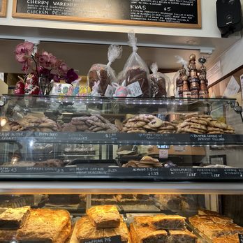 Cinderella - the aesthetic realness - Bakeries Near Me - San Francisco, California