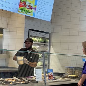 CAVA - Chris graciously serving customers - Salad Near Me - Winter Park, Florida