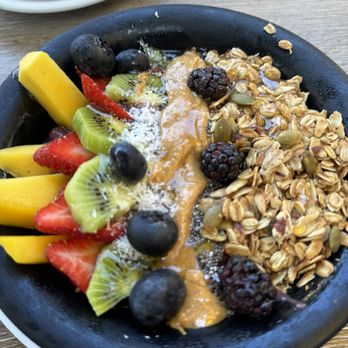 Empire Cafe - Acai Bowl - Breakfast & Brunch Near Me - Houston, Texas
