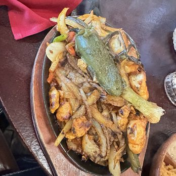 Rosa Madera - Trios Fajitas - Mexican Near Me - Sacramento, California