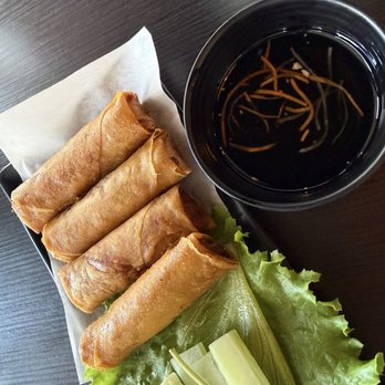 Boiling Pho - Crispy egg rolls - Vietnamese Near Me - Temecula, California