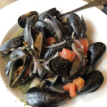 Fellini's Italian Cucina - Mussels A Casa - Italian Near Me - Stratford, Ontario Fellini's Italian Cucina - Mussels A Casa - Italian Near Me - Stratford, Ontario