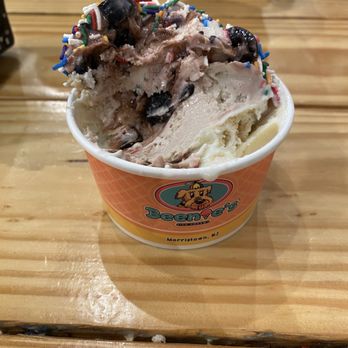 Beenie's Ice Cream - Medium Pint of Ba-Nilla Banana Ice Cream Pint of Dunkaroos Ice Cream Pint of Chiapas Cold Brew Coffee Ice Cream - Desserts Near Me - Morristown, New Jersey