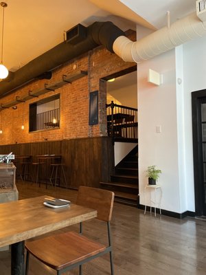 Hachiroku Shokudo & Sake Bar by null