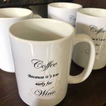 Luna Coffee Bar - Cute little coffee shop... know what you want to order and be extra clear. - Coffee & Tea Near Me - Cayucos, California Luna Coffee Bar - Cute little coffee shop... know what you want to order and be extra clear. - Coffee & Tea Near Me - Cayucos, California