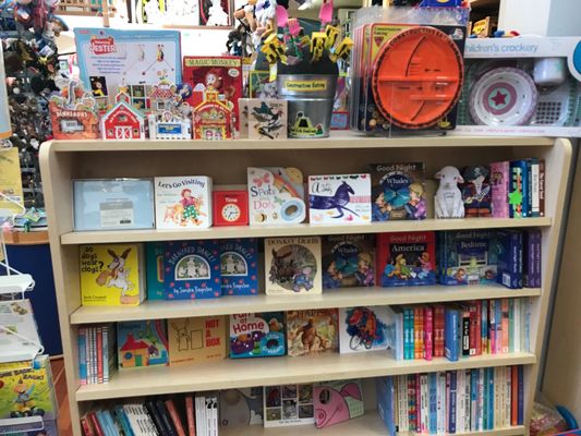 SPUNKY SKUNK - Updated January 2025 - 18 Photos & 21 Reviews - 344 N