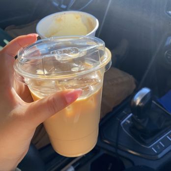 Menotti's Coffee Stop - Iced vanilla latte - Coffee & Tea Near Me - Los Angeles, California