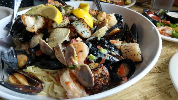 Seafood & Spaghetti Works by null