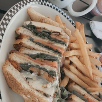 Black Bear Diner Colton - Diners Near Me - Colton, California