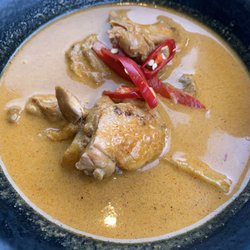 Hare & Tortoise - R2 Panang Curry
