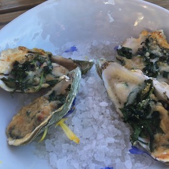 Brooks Wine - Wineries Near Me - Amity, Oregon