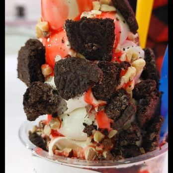 Swirls Soft Serve - an ice cream sundae - Ice Cream & Frozen Yogurt Near Me - Upland, California Swirls Soft Serve - an ice cream sundae - Ice Cream & Frozen Yogurt Near Me - Upland, California